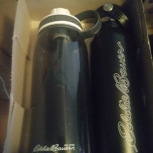 Set of 2 Eddie Bauer water bottles